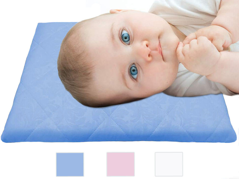 Подушки 6 месяцев. Подушка для младенцев. Ортопедическая подушка для новорожденных. Детские подушки для новорожденных. Подушка для малыша до года.
